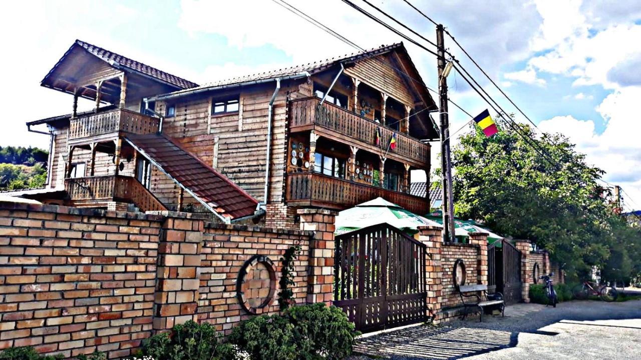 La Curtea Veche Apartman Oláhlápos Kültér fotó