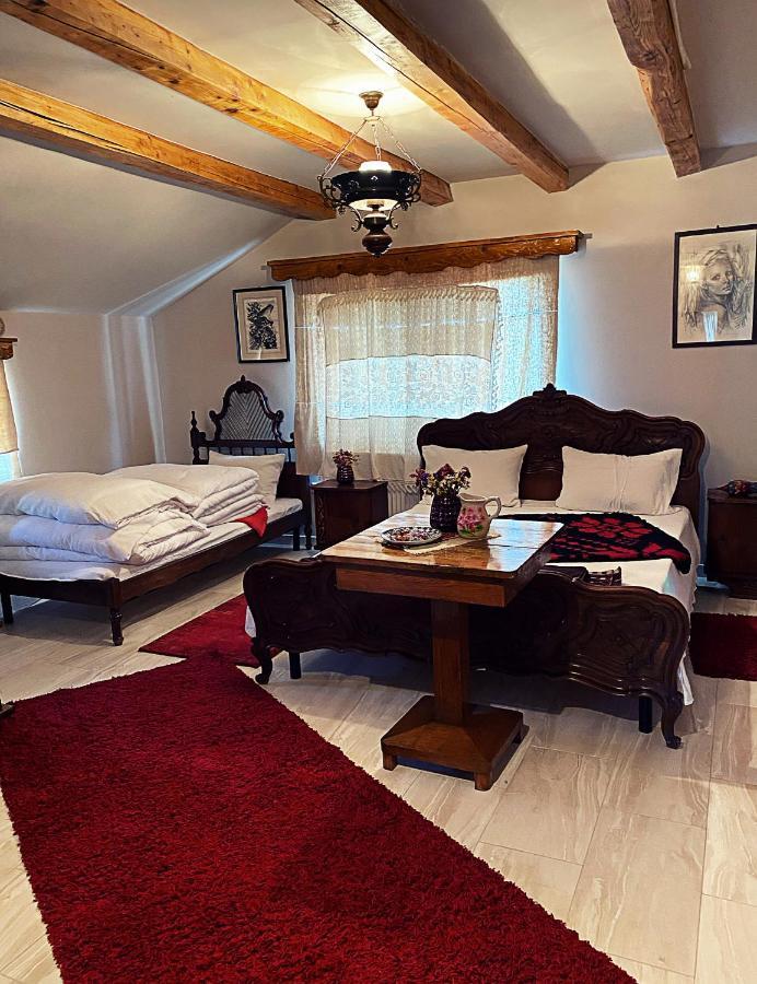 La Curtea Veche Apartman Oláhlápos Kültér fotó