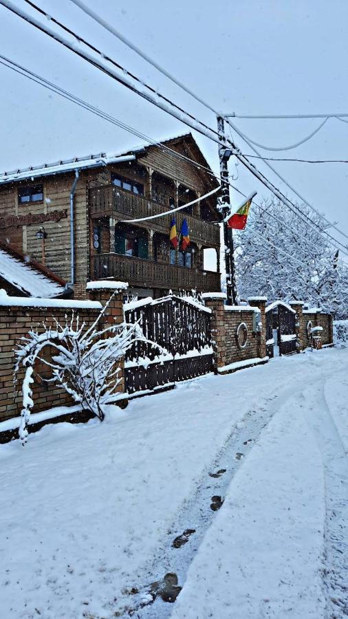 La Curtea Veche Apartman Oláhlápos Kültér fotó